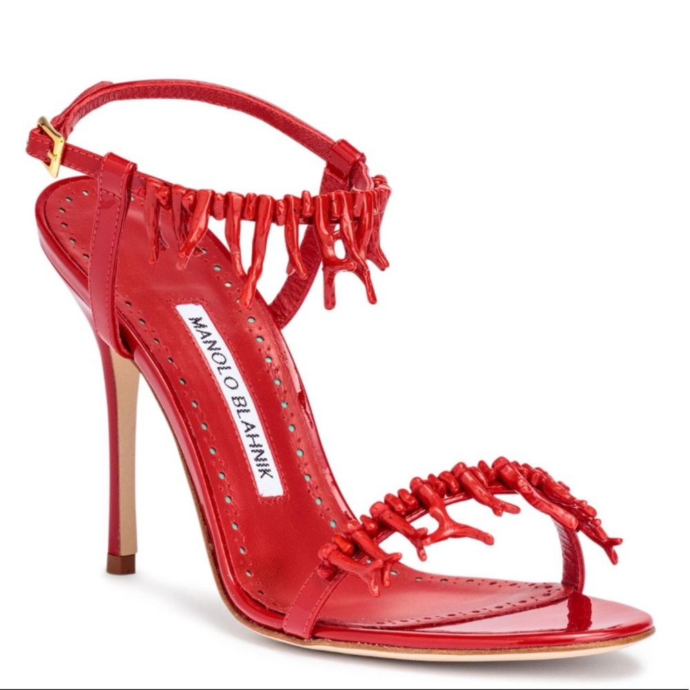 Manola blahnik 7.5 37.5